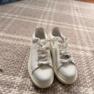 Alexander McQueen Sneakers